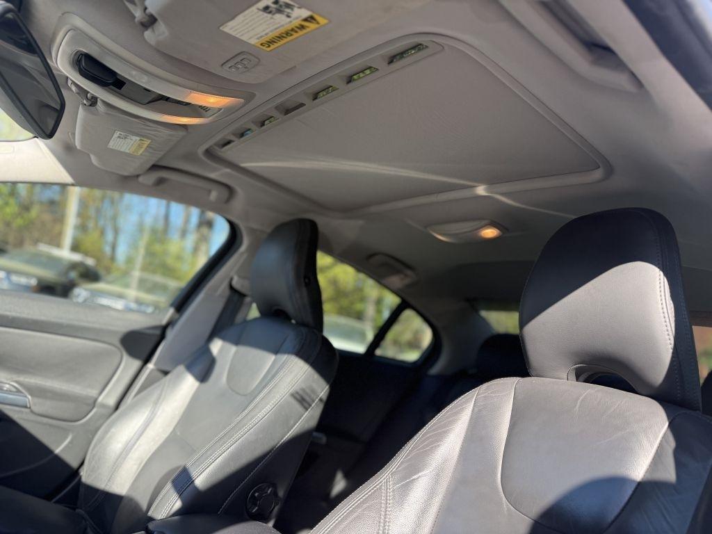 Volvo S60 4dr Sdn T5 FWD 2013