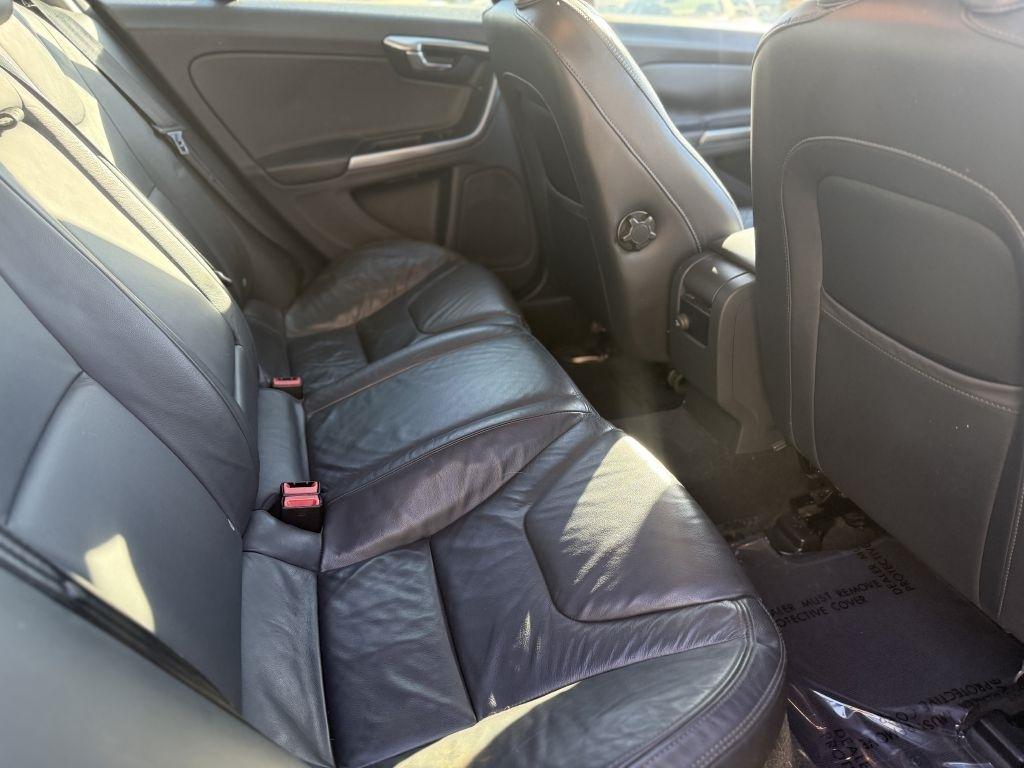 Volvo S60 4dr Sdn T5 FWD 2013