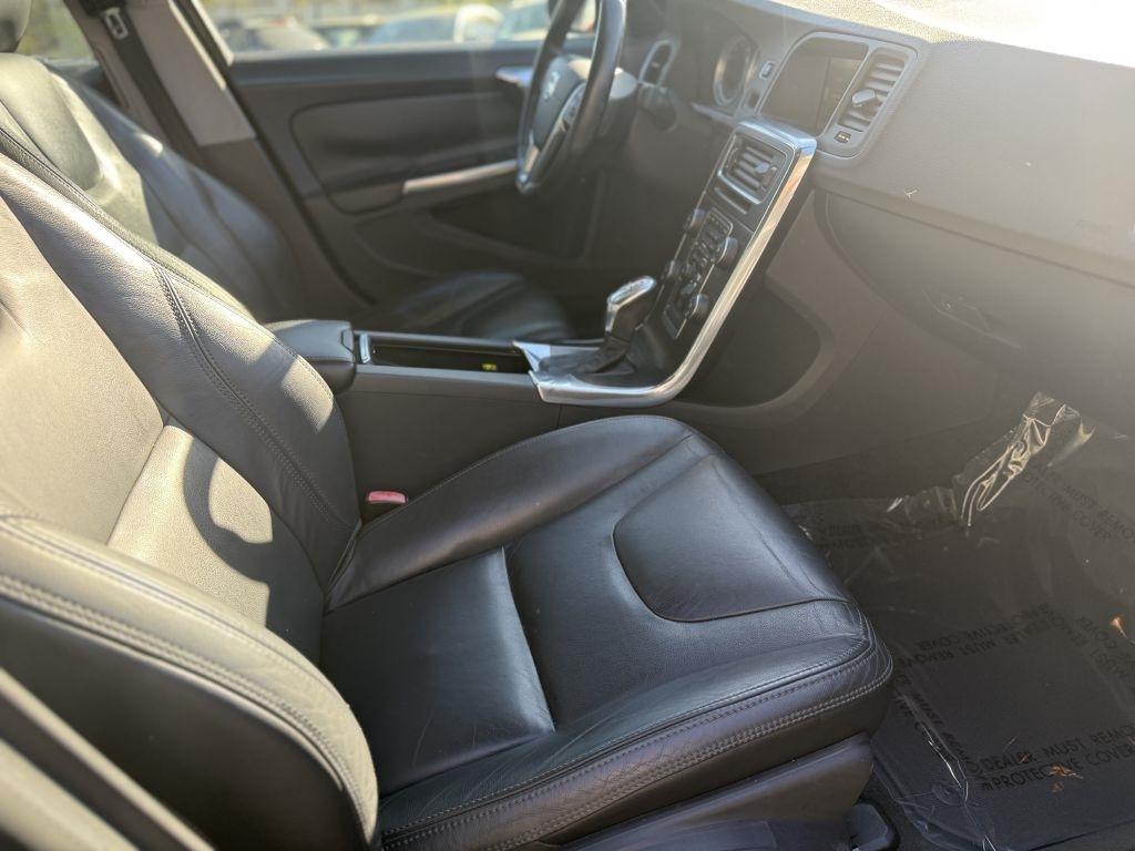 Volvo S60 4dr Sdn T5 FWD 2013