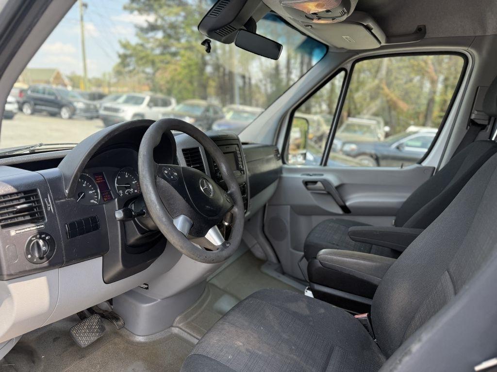 Mercedes-Benz Sprinter Cargo Vans RWD 2500 144" 2016