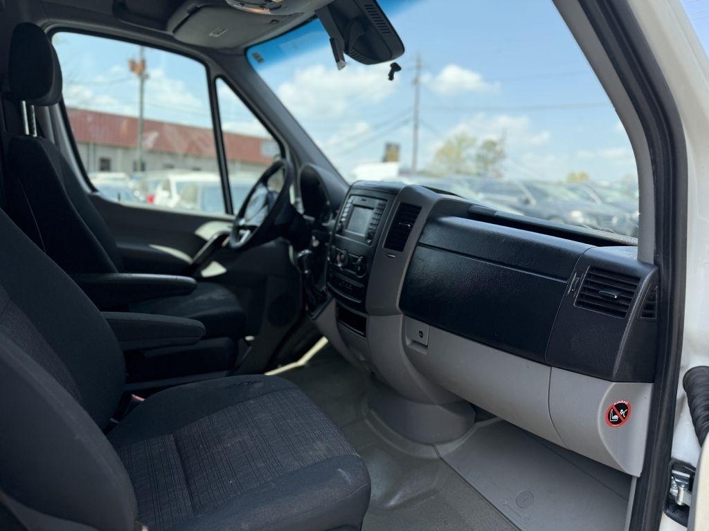Mercedes-Benz Sprinter Cargo Vans RWD 2500 144" 2016