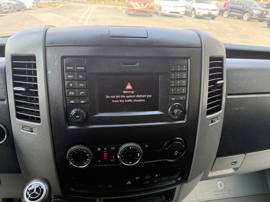 Mercedes-Benz Sprinter Cargo Vans RWD 2500 144" 2016