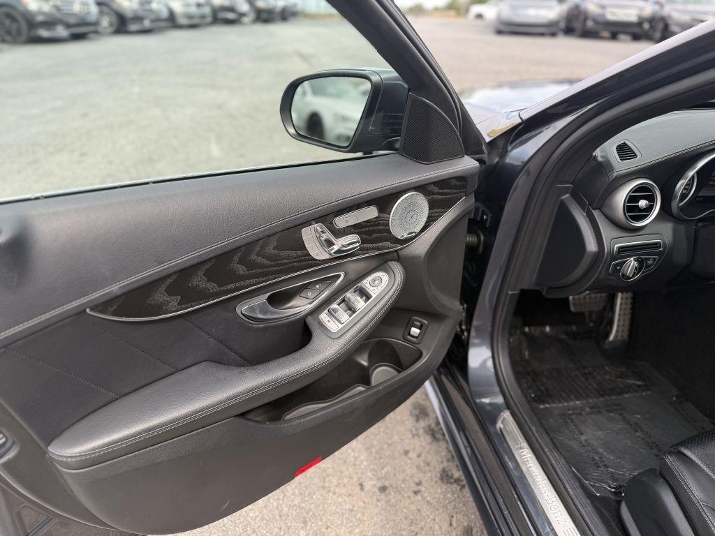 Mercedes-Benz C-Class 4dr Sdn C 300 RWD 2015