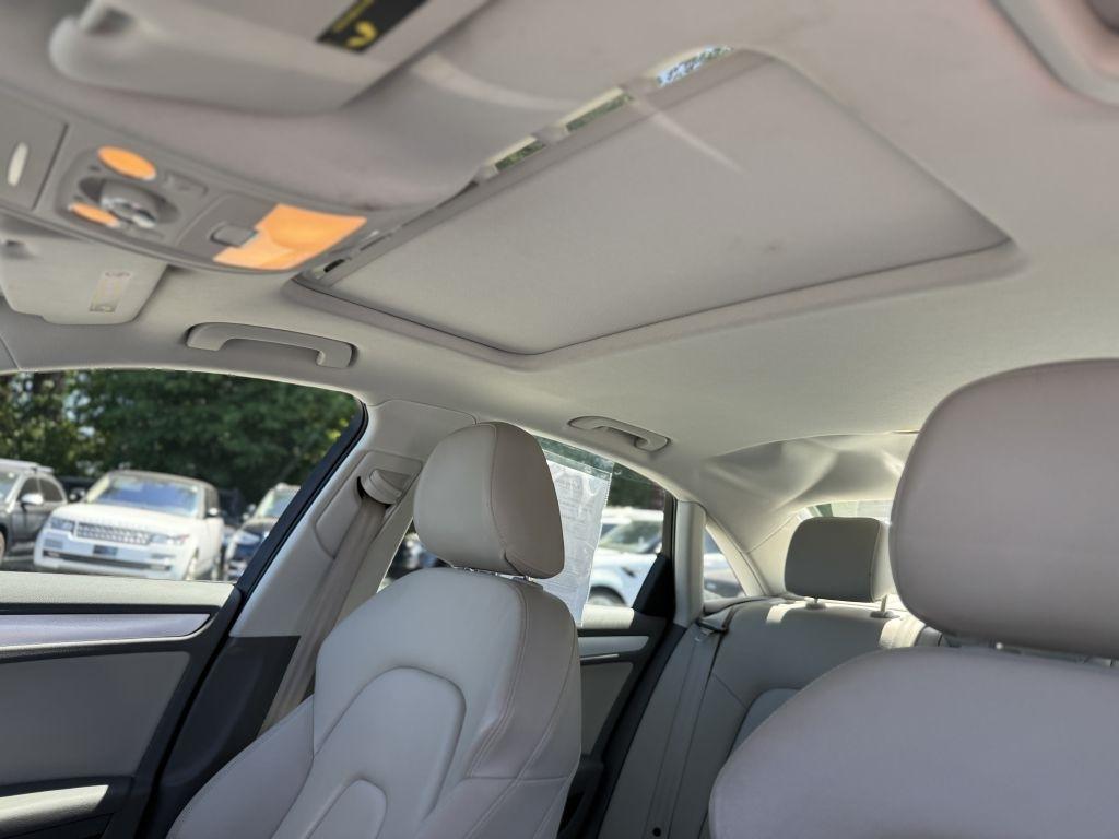 Audi A4 4dr Sdn CVT FrontTrak 2.0T Premium Plus 2012