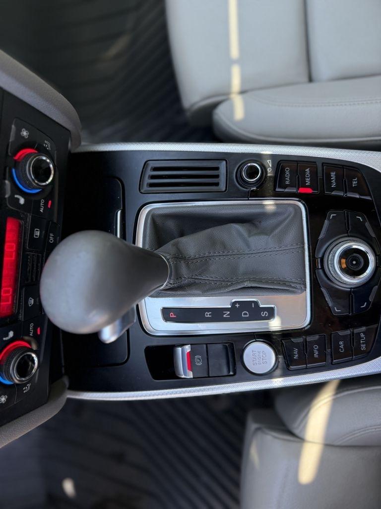 Audi A4 4dr Sdn CVT FrontTrak 2.0T Premium Plus 2012