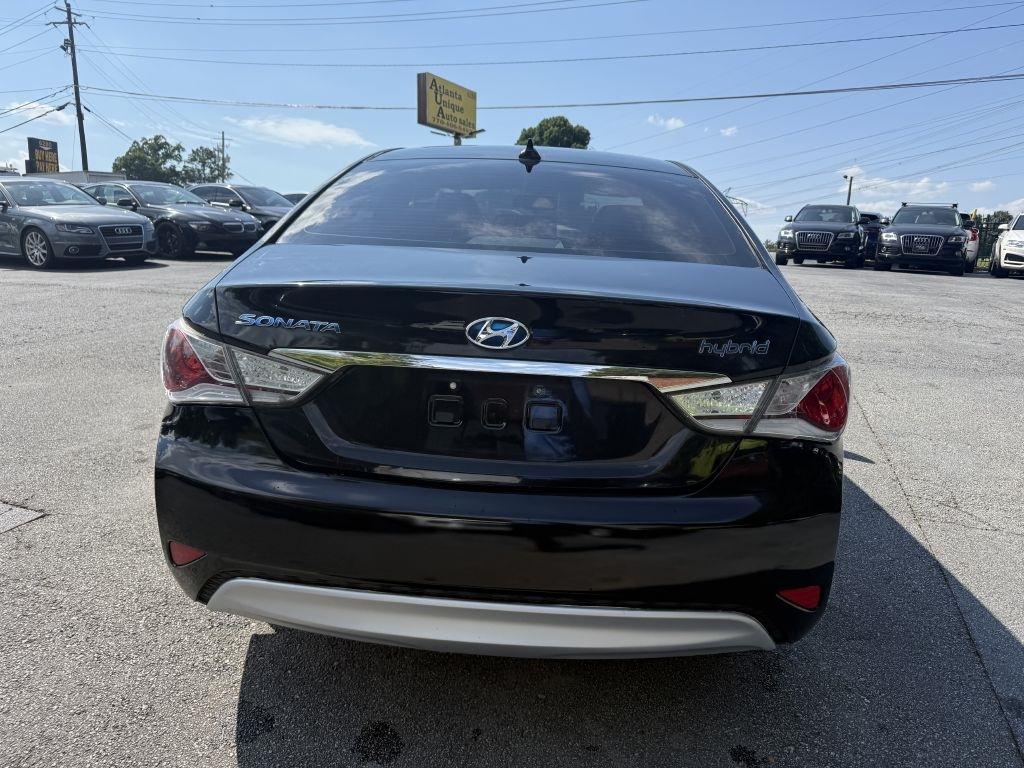 Hyundai Sonata 4dr Sdn 2.4L Auto Hybrid 2012