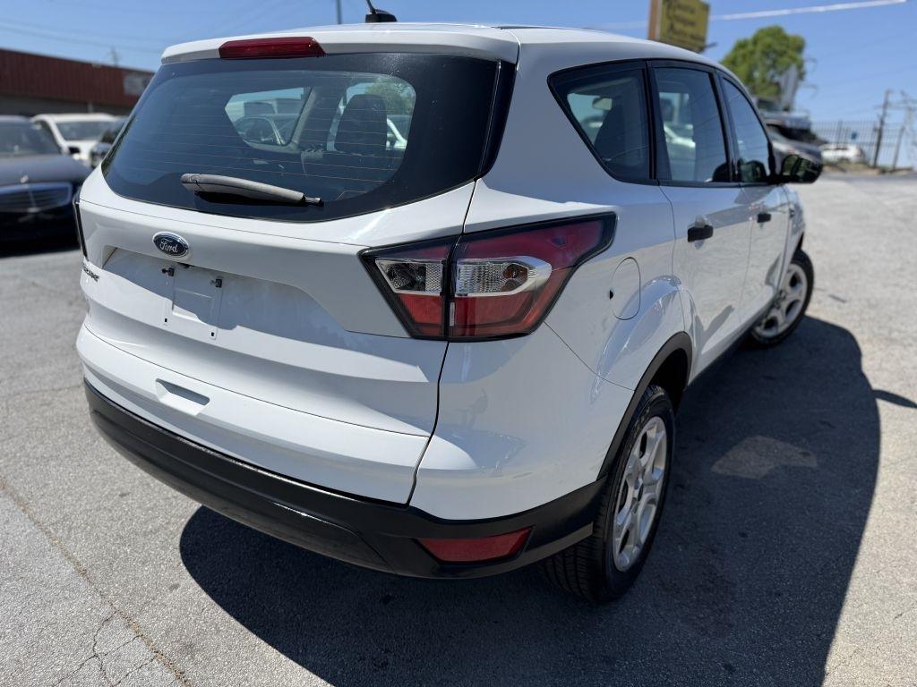 Ford Escape S FWD 2018