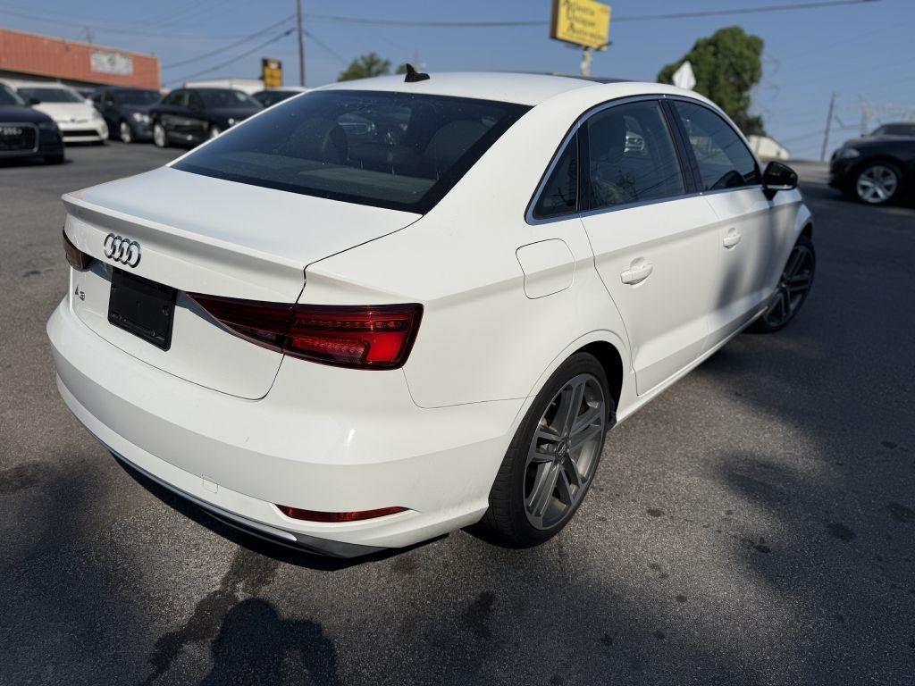 Audi A3 Sedan Titanium Premium 40 TFSI 2019