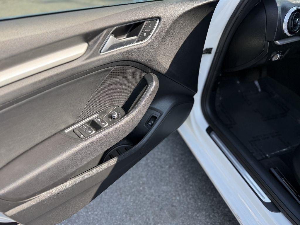 Audi A3 Sedan Titanium Premium 40 TFSI 2019