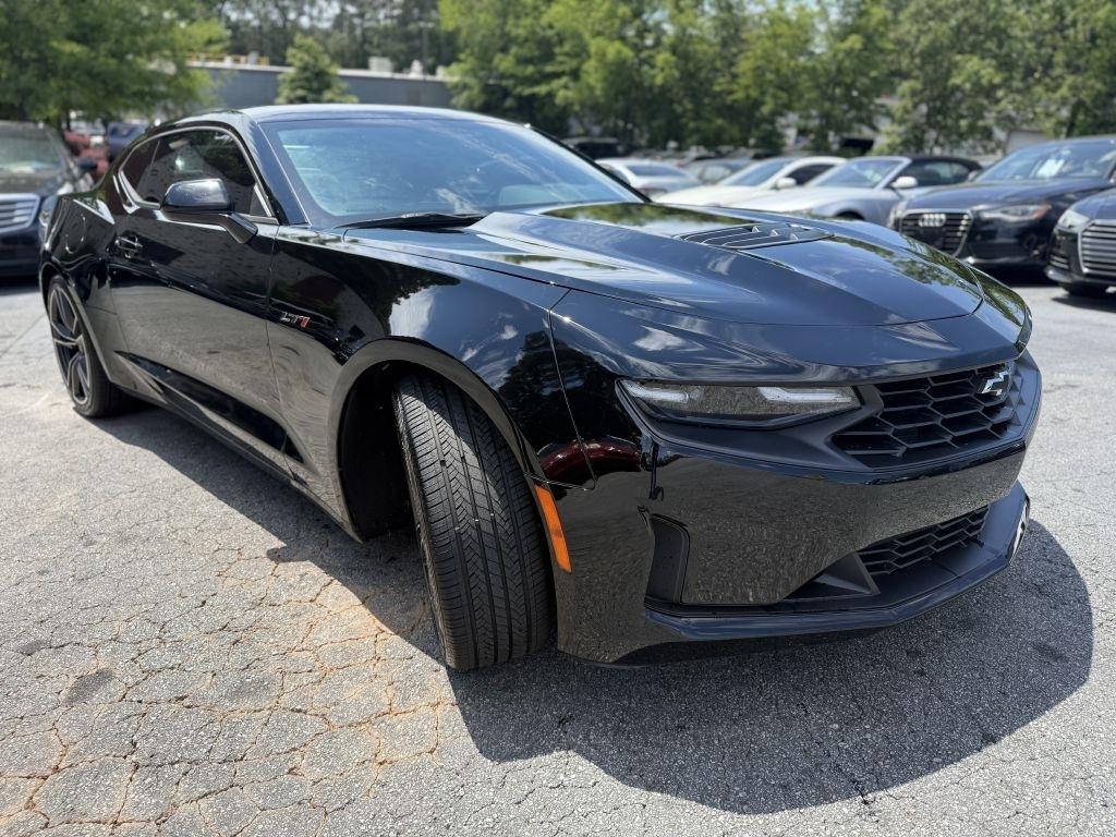 Chevrolet Camaro 2dr Cpe LT1 2021
