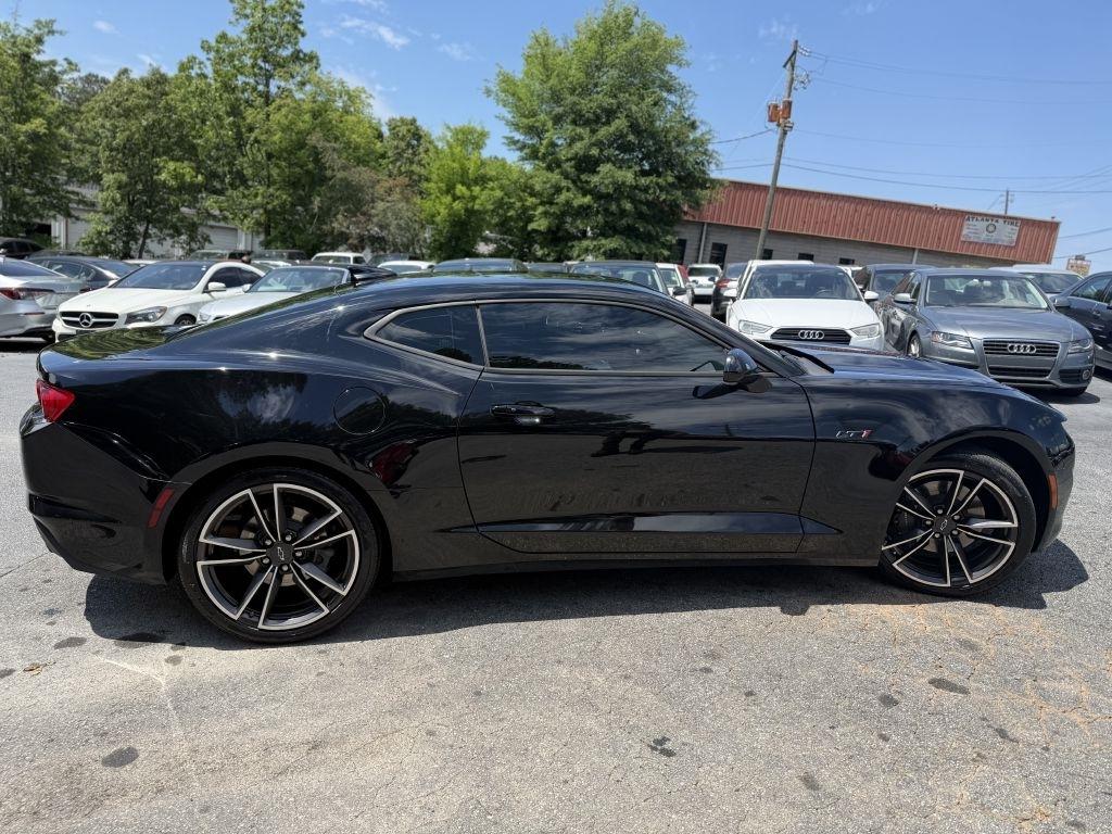 Chevrolet Camaro 2dr Cpe LT1 2021