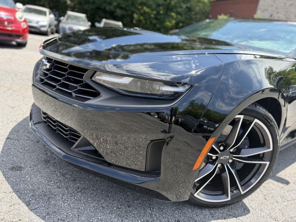 Chevrolet Camaro 2dr Cpe LT1 2021