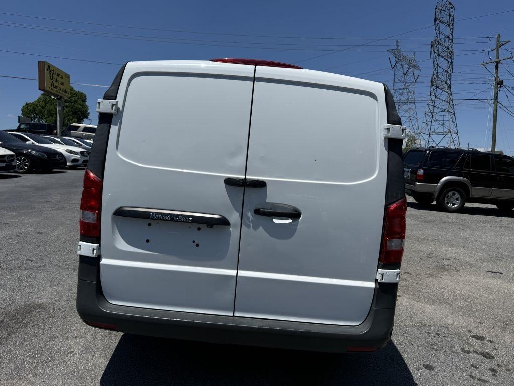 Mercedes-Benz Metris Cargo Van Standard Roof 135" Wheelbase 2021