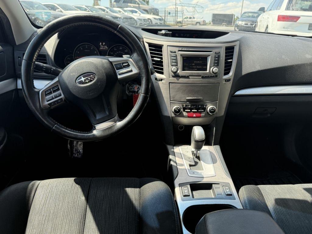 Subaru Outback 4dr Wgn H4 Auto 2.5i Premium 2014