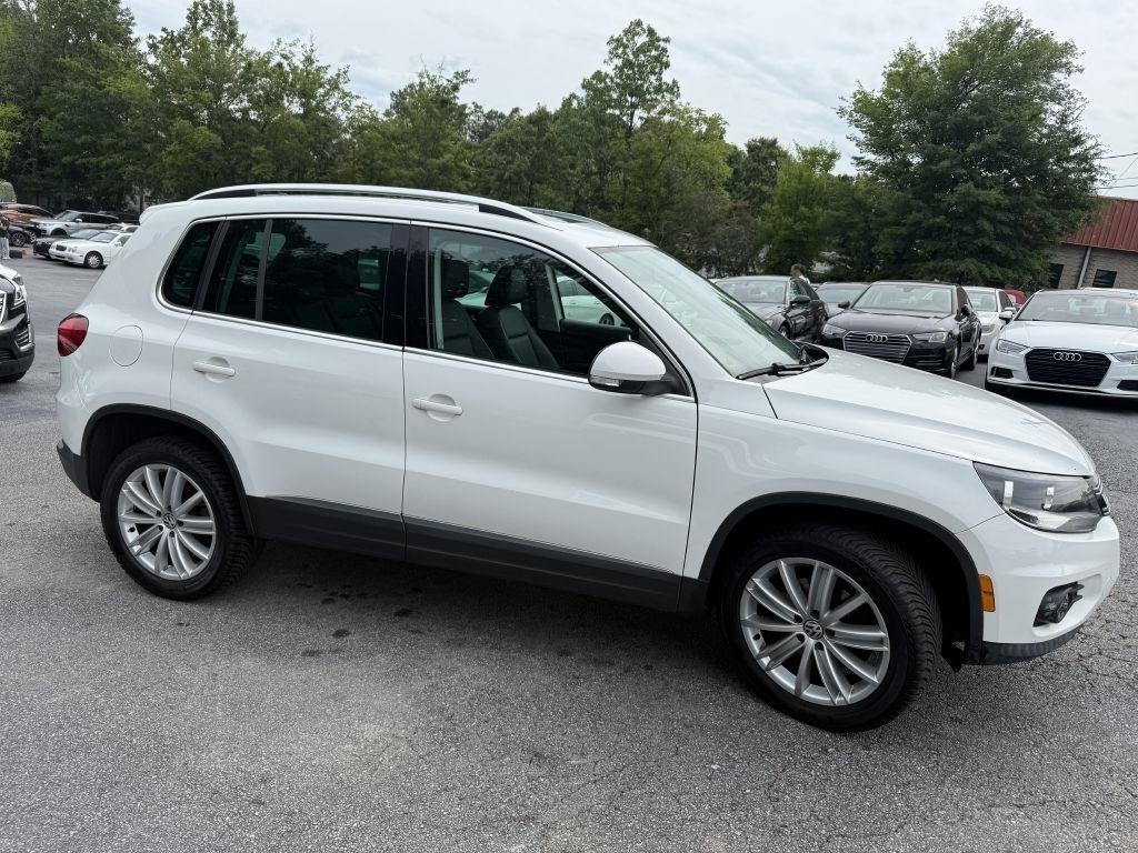 Volkswagen Tiguan 4WD 4dr Auto SEL w/Premium Nav & Dynaudio 2012