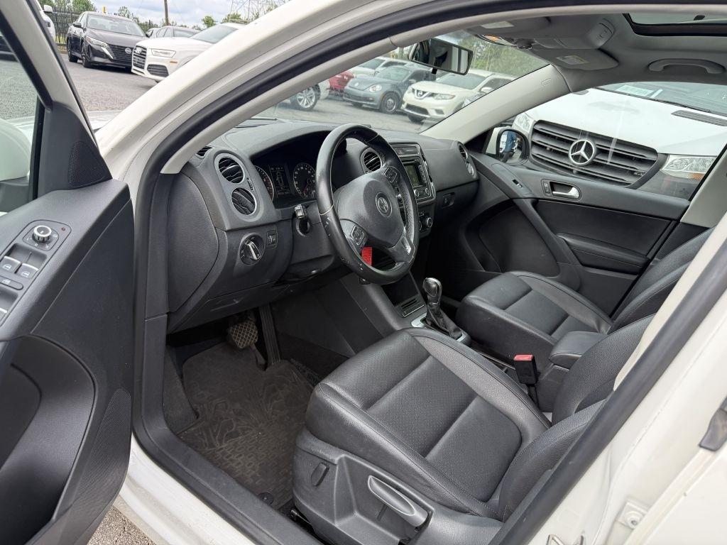 Volkswagen Tiguan 4WD 4dr Auto SEL w/Premium Nav & Dynaudio 2012