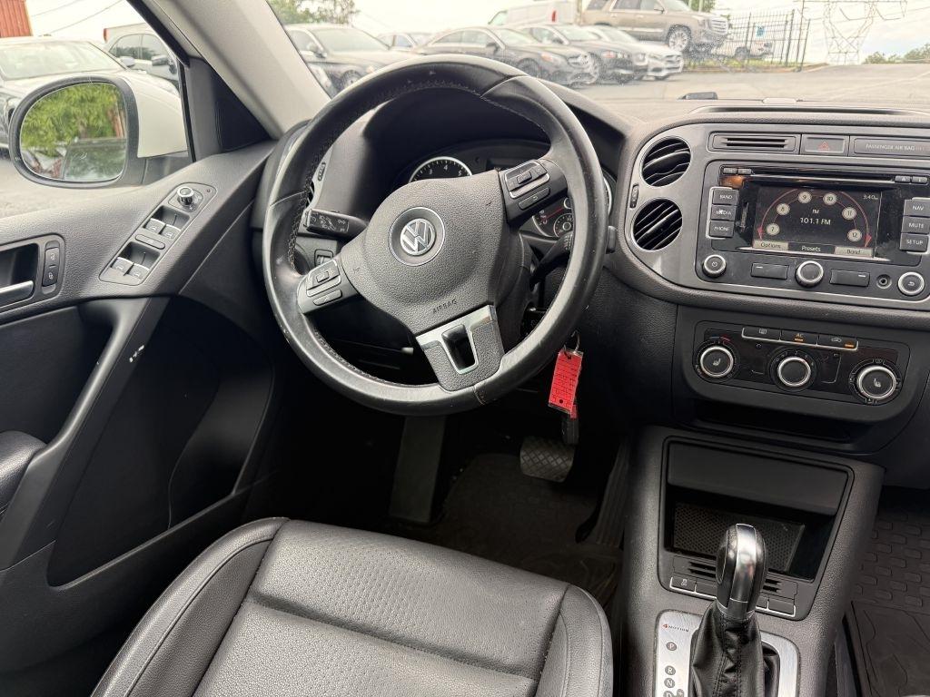 Volkswagen Tiguan 4WD 4dr Auto SEL w/Premium Nav & Dynaudio 2012