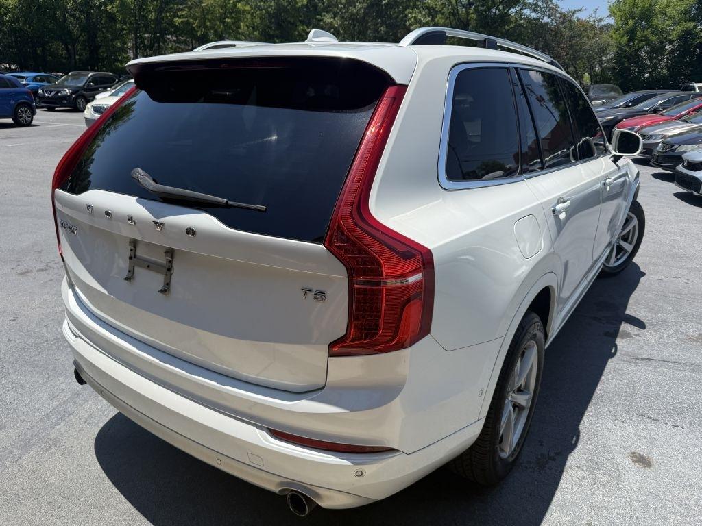 Volvo XC90 T5 FWD 7-Passenger Momentum 2018