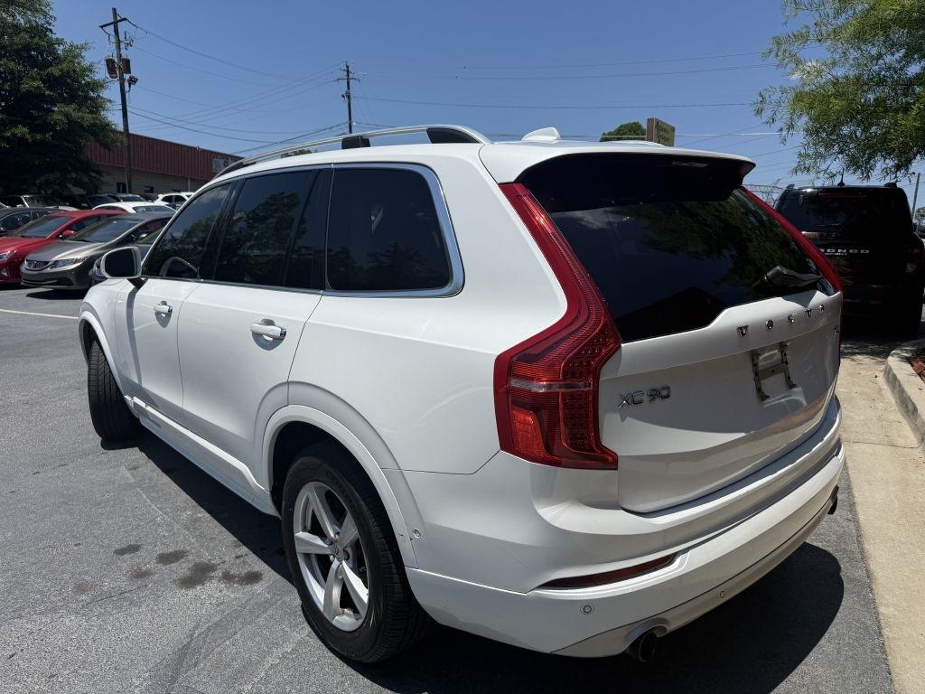 Volvo XC90 T5 FWD 7-Passenger Momentum 2018