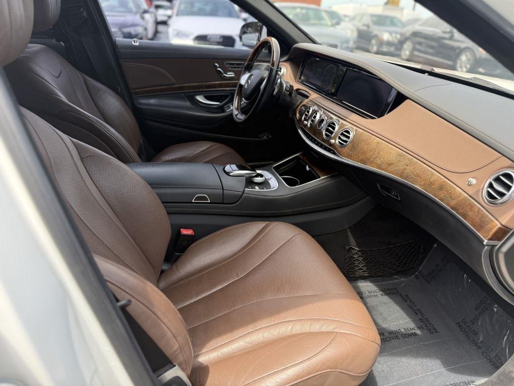 Mercedes-Benz S-Class 4dr Sdn S 550 4MATIC 2016