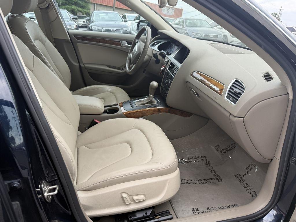 Audi A4 4dr Sdn Auto quattro 2.0T Premium Plus 2011