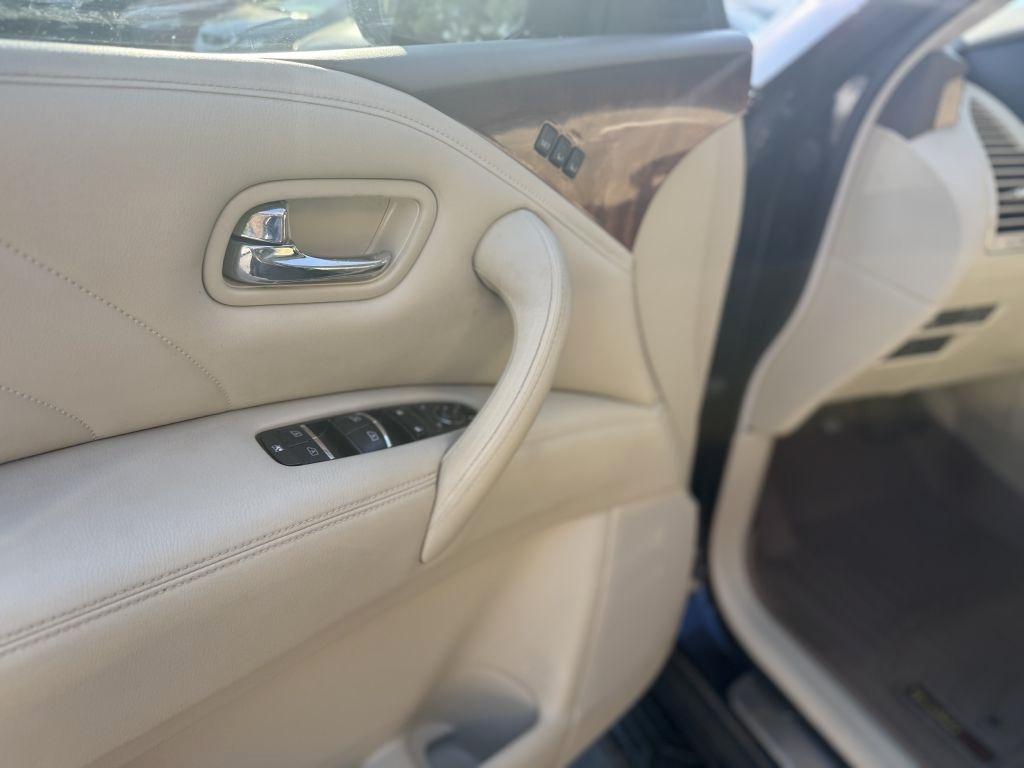 Infiniti QX80 4WD 4dr 2015