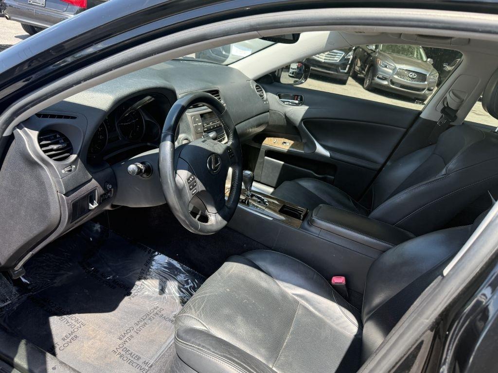Lexus IS 250 4dr Sport Sdn Auto AWD 2010