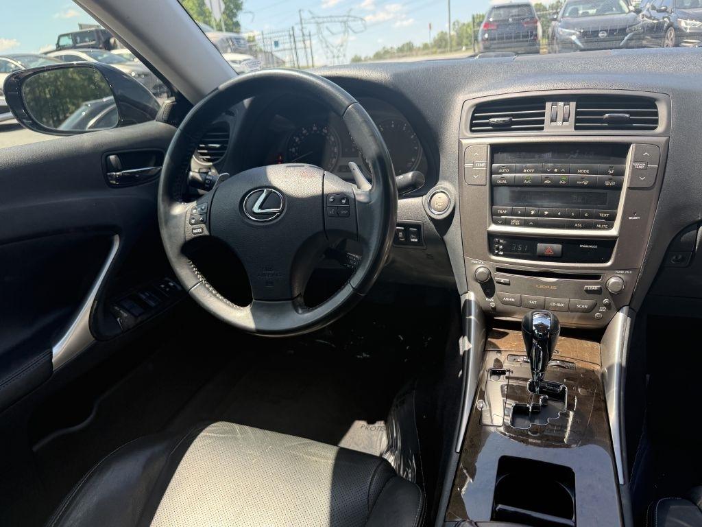 Lexus IS 250 4dr Sport Sdn Auto AWD 2010