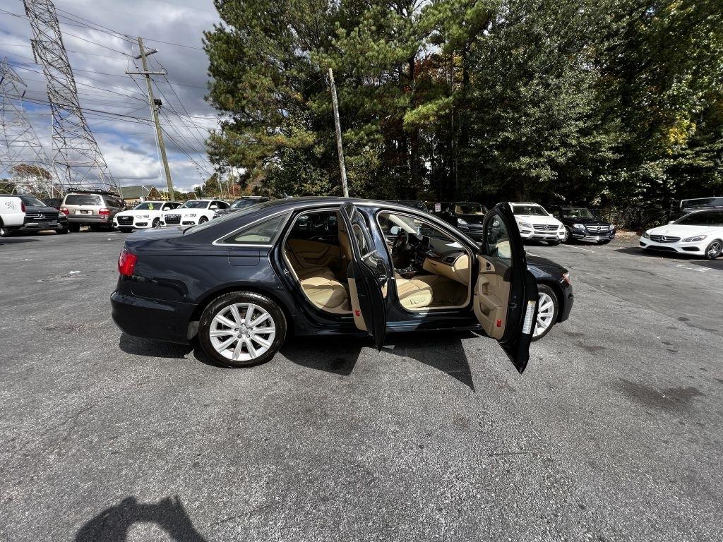 Audi A6 4dr Sdn quattro 3.0T Premium 2012