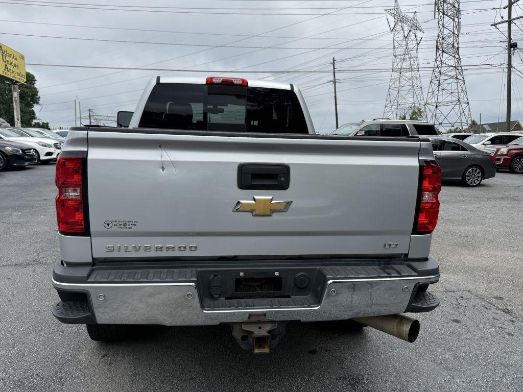 Chevrolet Silverado 2500HD Built After Aug 14 4WD Crew Cab 153.7" LTZ 2015