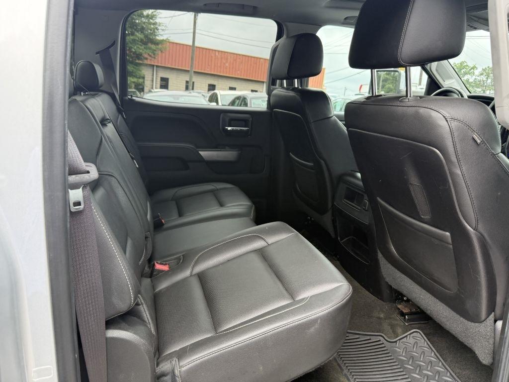 Chevrolet Silverado 2500HD Built After Aug 14 4WD Crew Cab 153.7" LTZ 2015