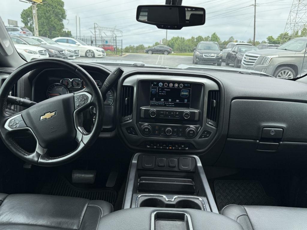 Chevrolet Silverado 2500HD Built After Aug 14 4WD Crew Cab 153.7" LTZ 2015