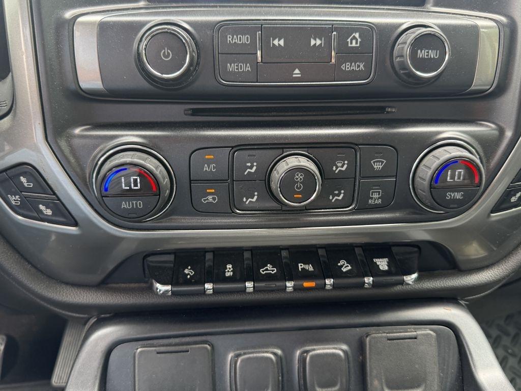 Chevrolet Silverado 2500HD Built After Aug 14 4WD Crew Cab 153.7" LTZ 2015