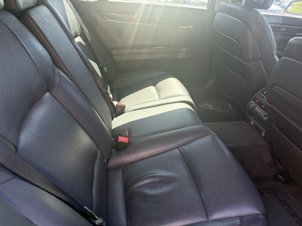 BMW 7 Series 4dr Sdn 740Ld xDrive AWD 2015