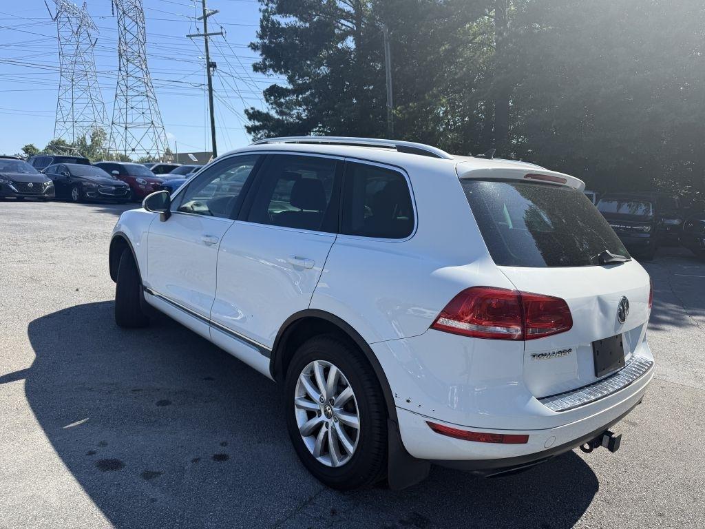 Volkswagen Touareg 4dr VR6 Sport w/Nav 2012