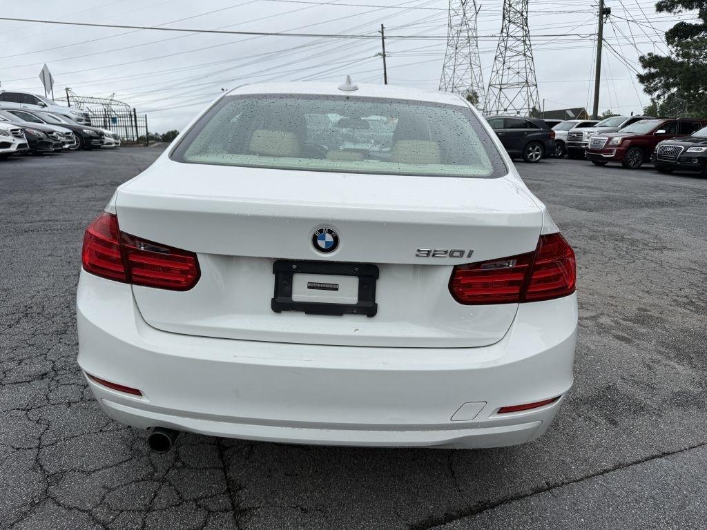BMW 3 Series 4dr Sdn 320i RWD South Africa 2015