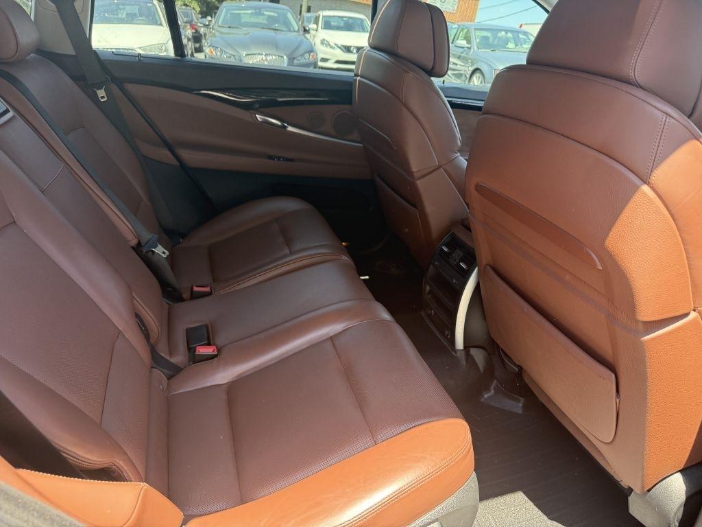 BMW 5 Series Gran Turismo 5dr 550i xDrive Gran Turismo AWD 2012