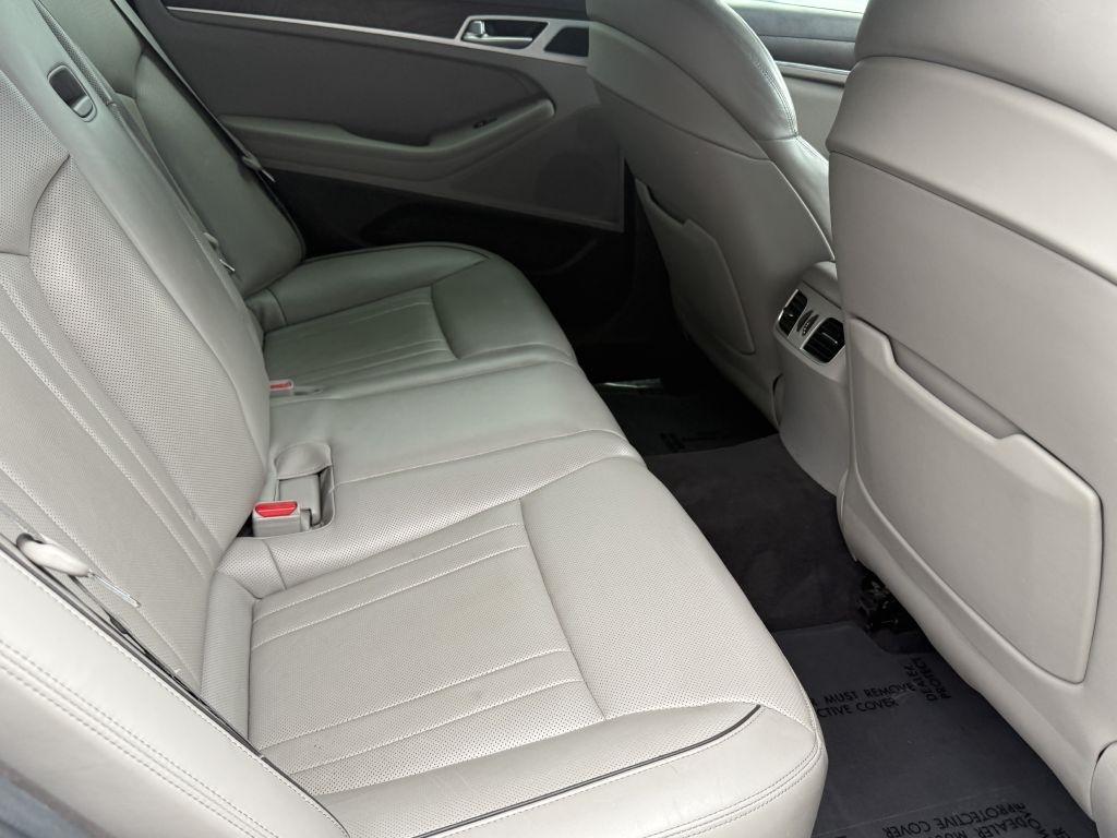 Genesis G80 3.8L RWD 2017