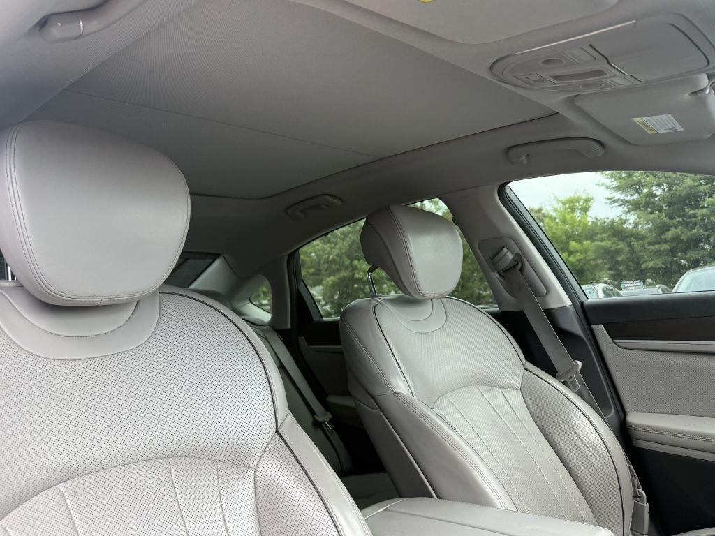 Genesis G80 3.8L RWD 2017