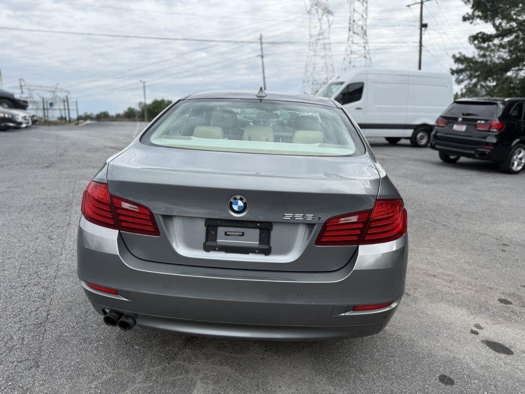 BMW 5 Series 4dr Sdn 528i RWD 2015