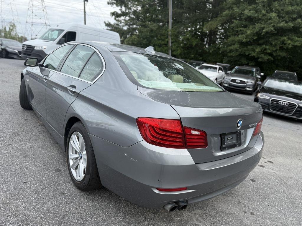 BMW 5 Series 4dr Sdn 528i RWD 2015