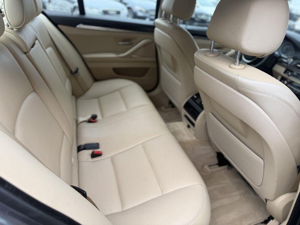 BMW 5 Series 4dr Sdn 528i RWD 2015