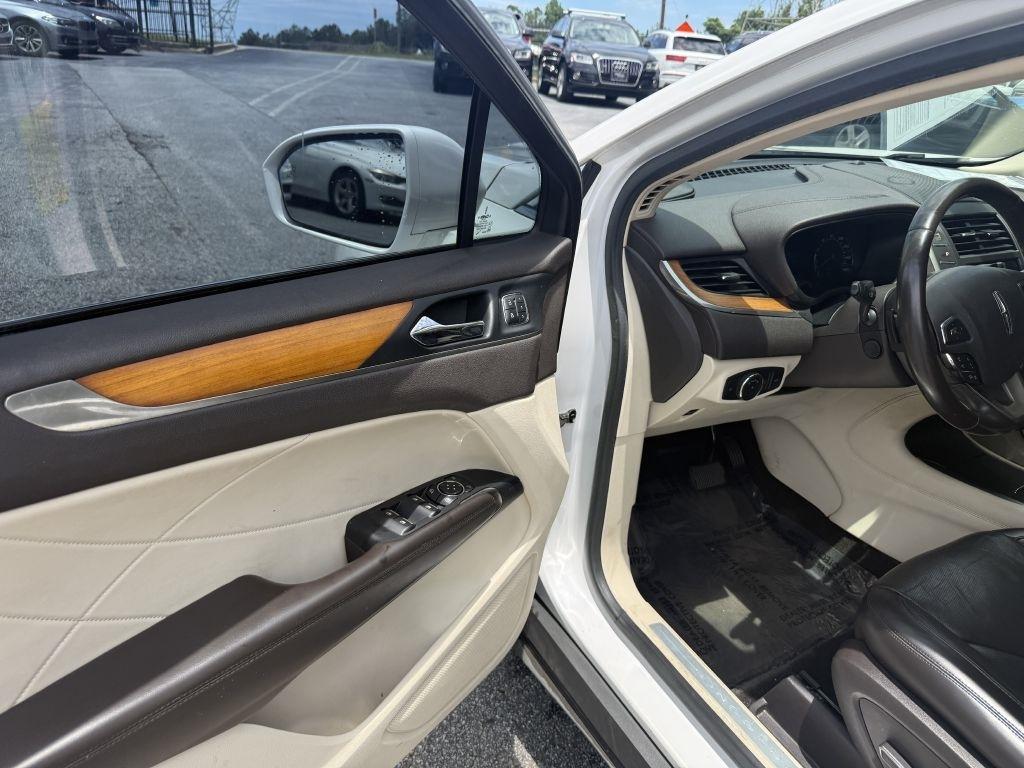Lincoln MKC FWD 4dr 2015