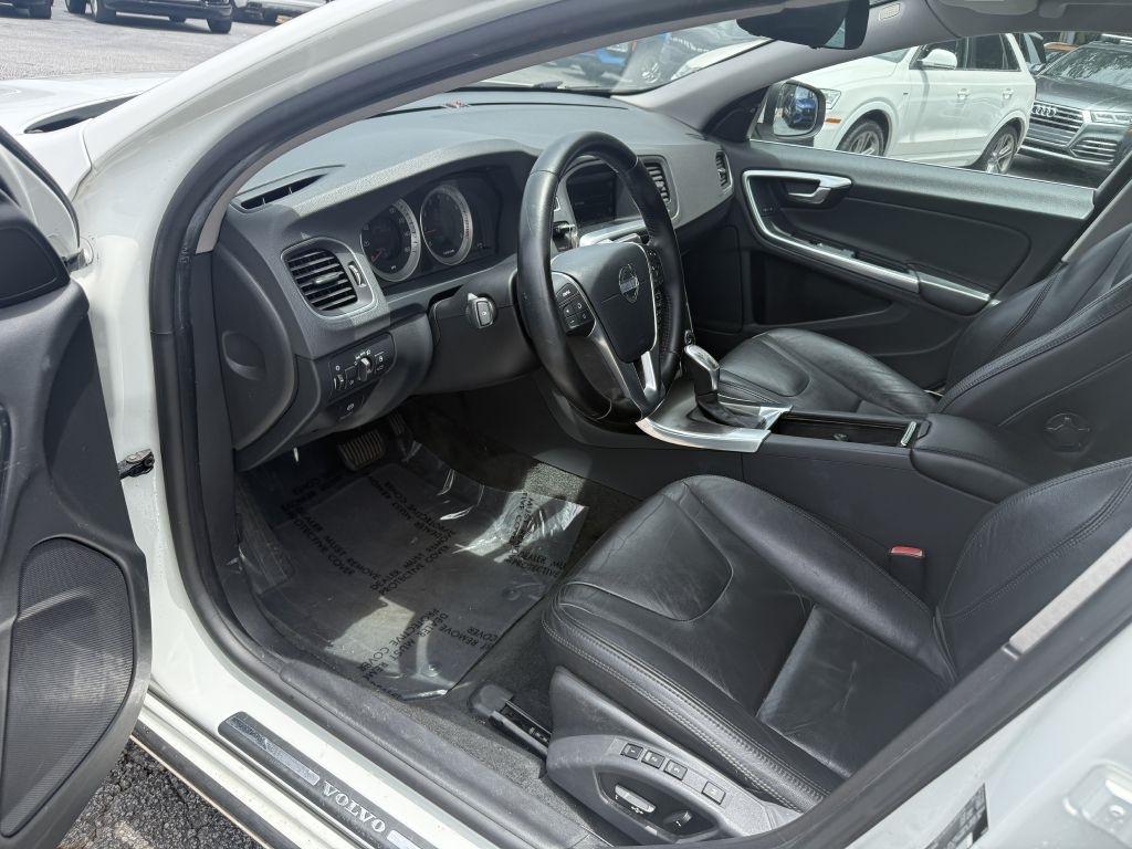 Volvo S60 4dr Sdn T5 AWD 2013