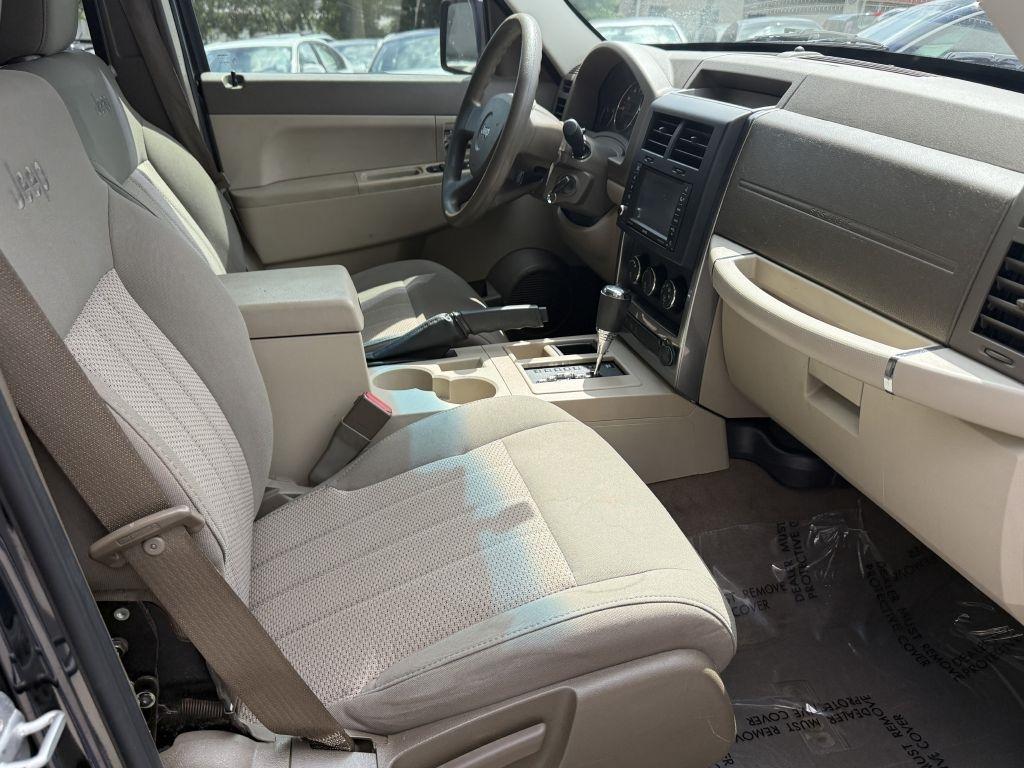 Jeep Liberty RWD 4dr Rocky Mountain 2009