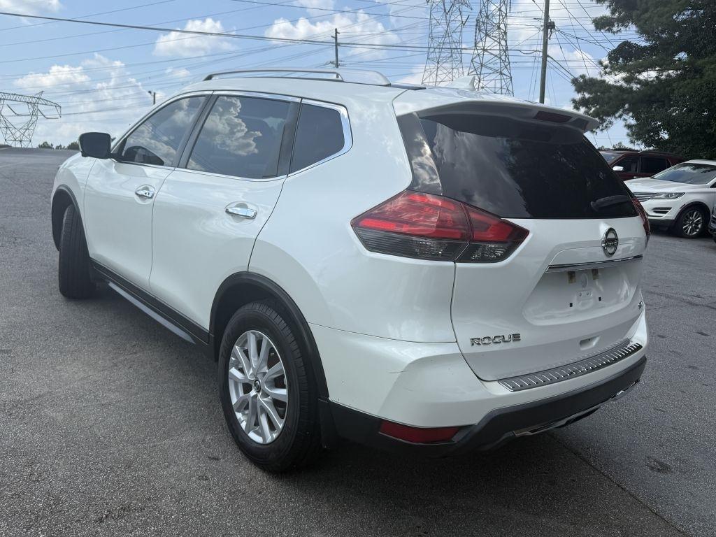 Nissan Rogue FWD SV 2017