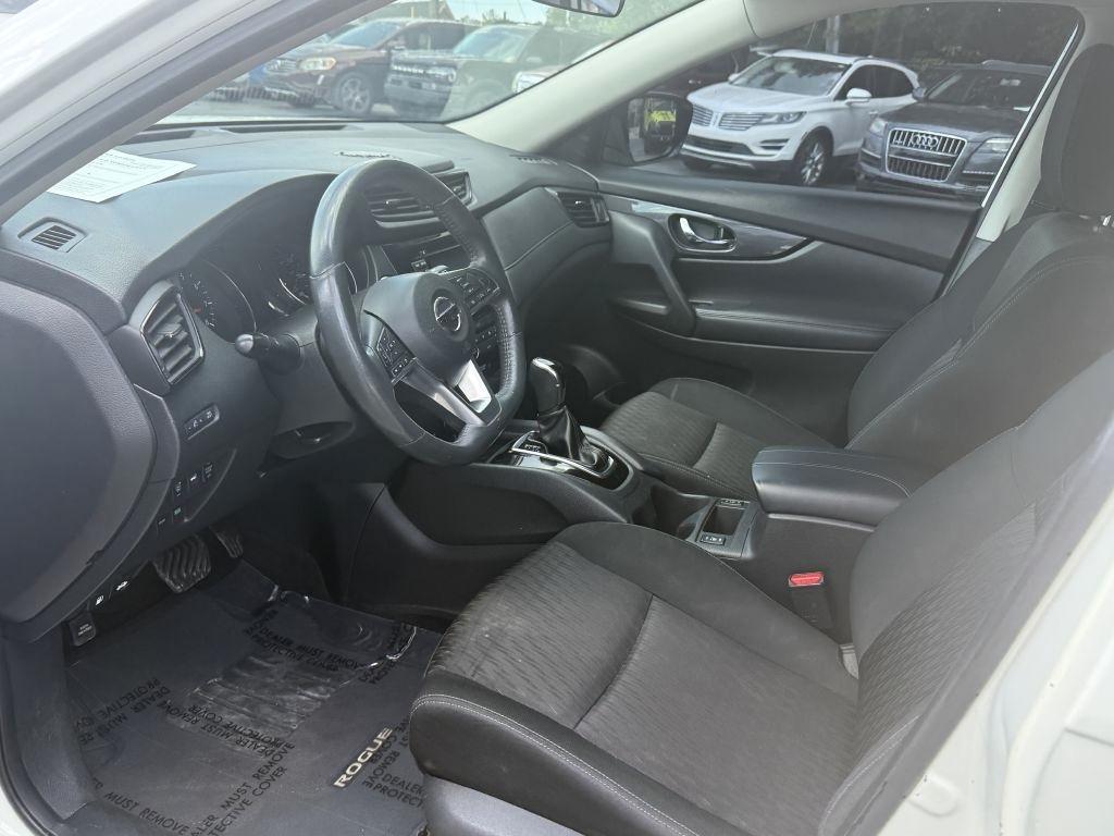 Nissan Rogue FWD SV 2017