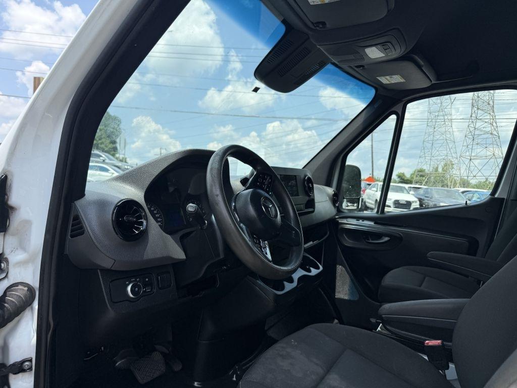 Mercedes-Benz Sprinter Van 2500 Standard Roof I4 144" RWD 2019