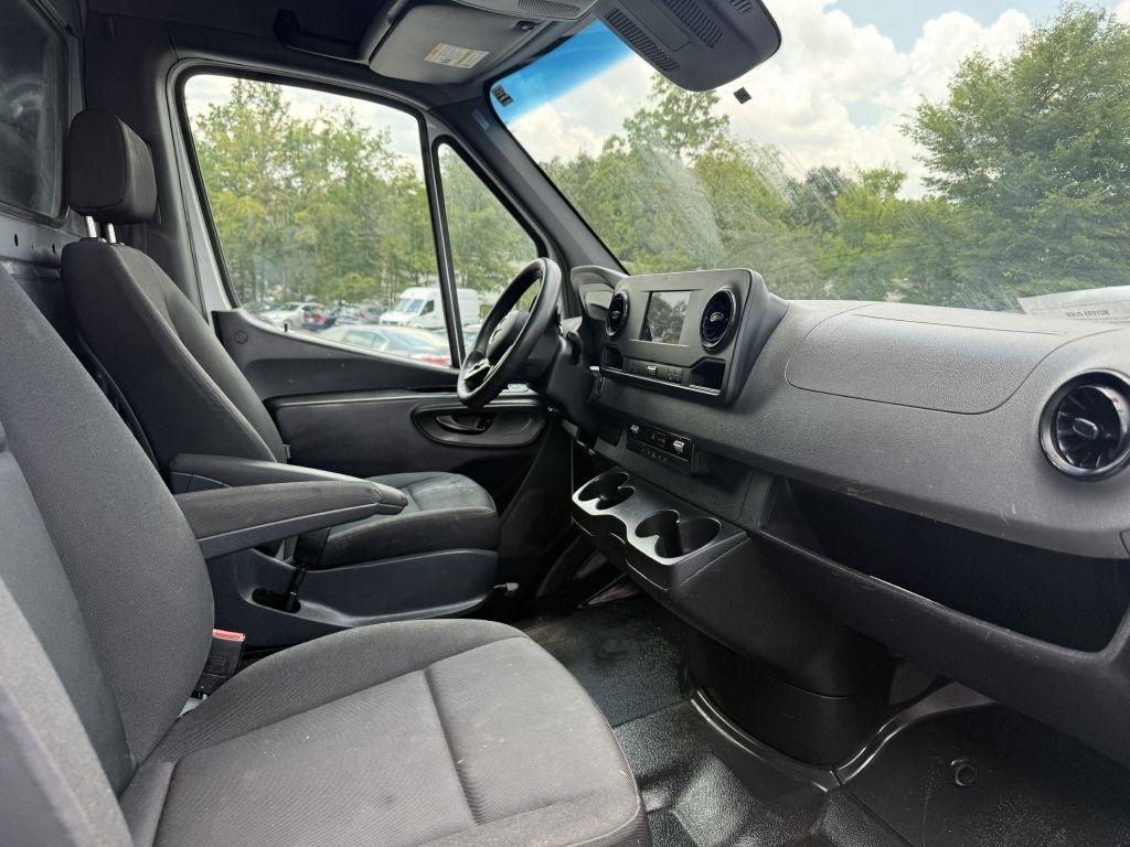 Mercedes-Benz Sprinter Van 2500 Standard Roof I4 144" RWD 2019