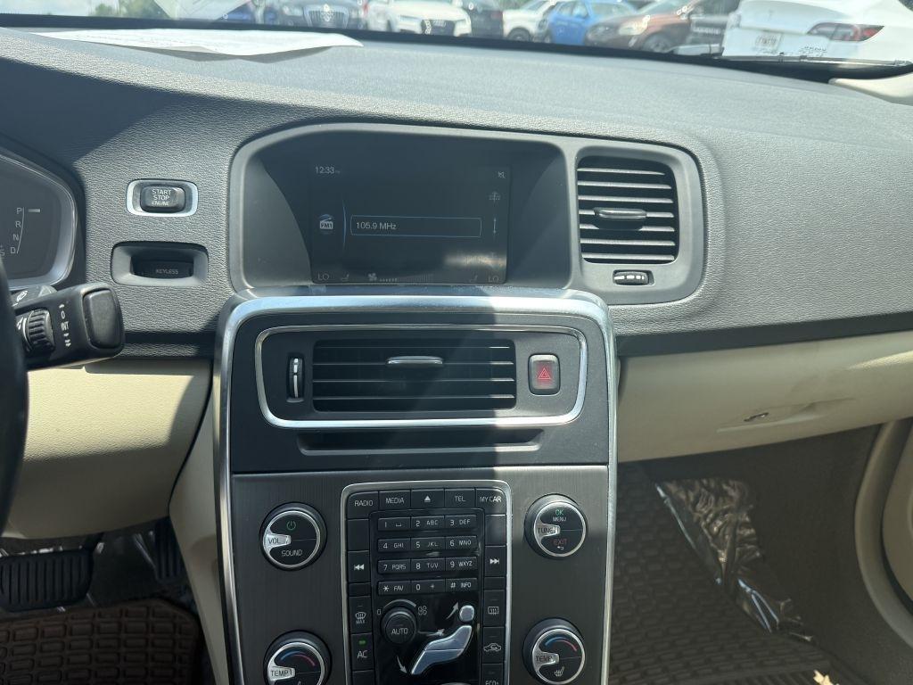 Volvo S60 4dr Sdn T5 Drive-E Premier FWD 2015